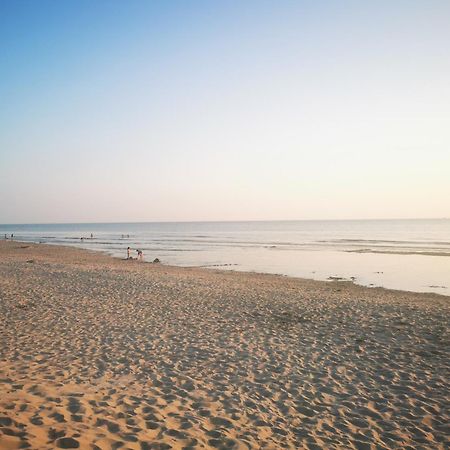 Appartement Sunrise Au Pied De La Plage Merlimont Exterior photo